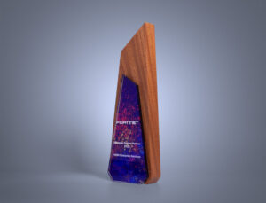 Fortinet-strategic-project-partner-2025-side